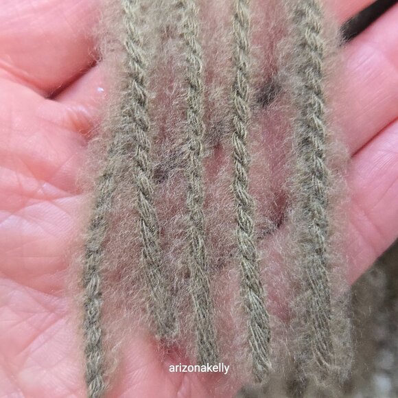 NWT Sky Cashmere Scarf Greenish Brown - Picture 5 of 16